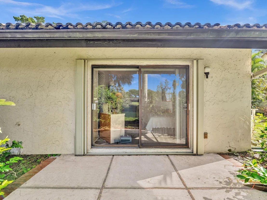 Photo of 3537 Lakeview Drive
