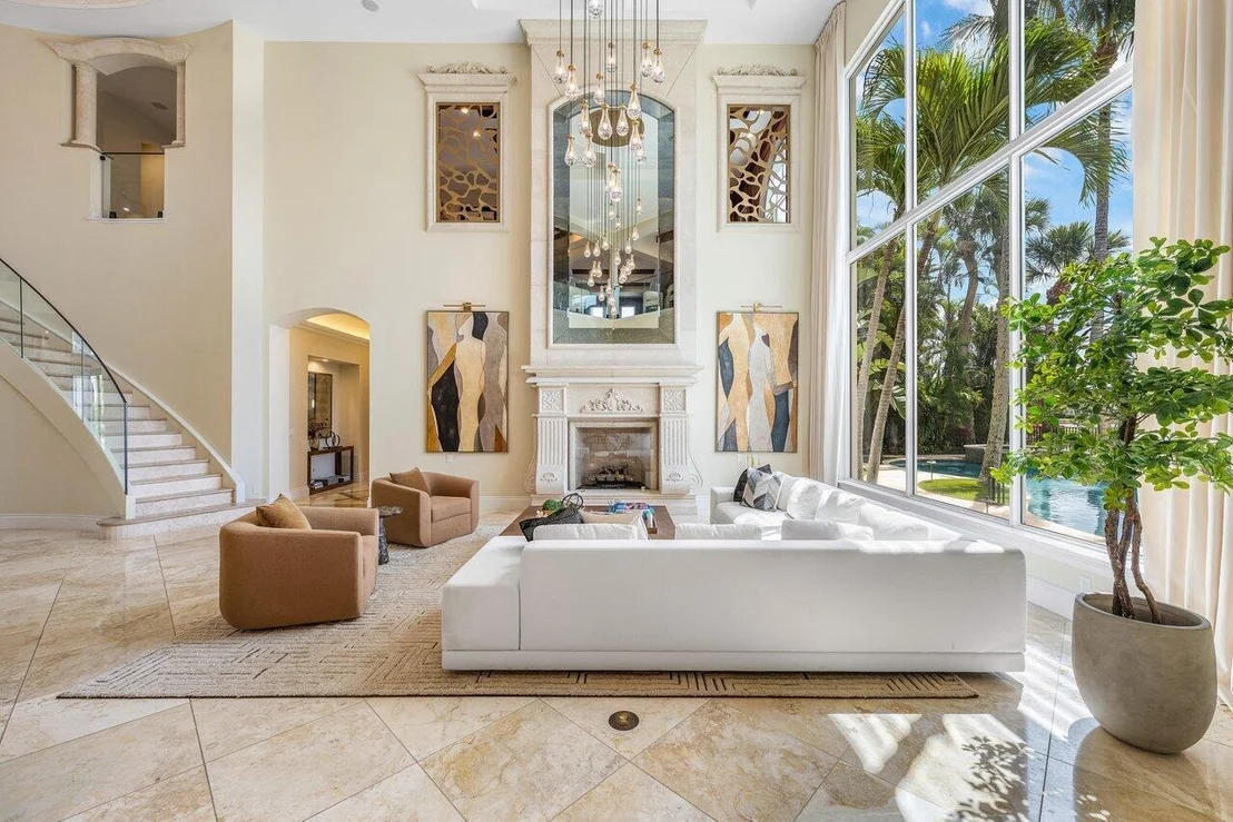 Photo of 686 Hermitage Circle