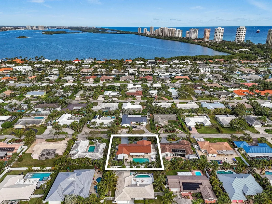 Photo of 1191 Dolphin Road