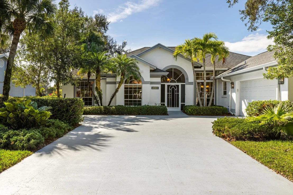 Photo of 2368 SW Danforth Circle