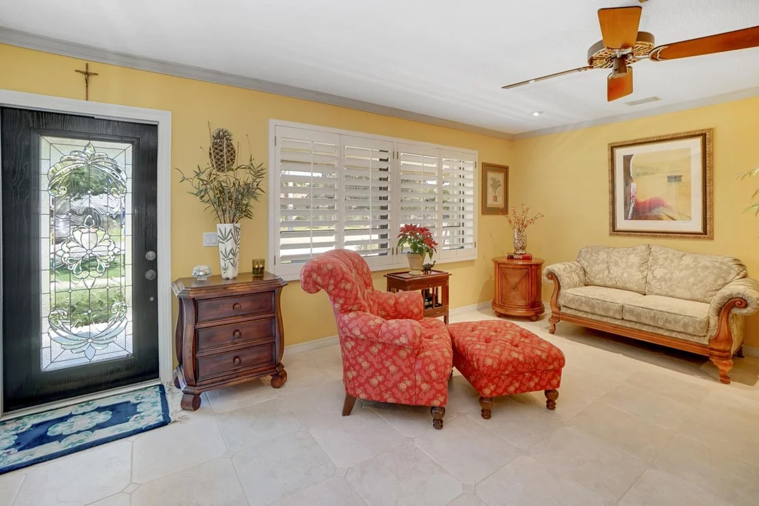 Photo of 441 Davis Road
