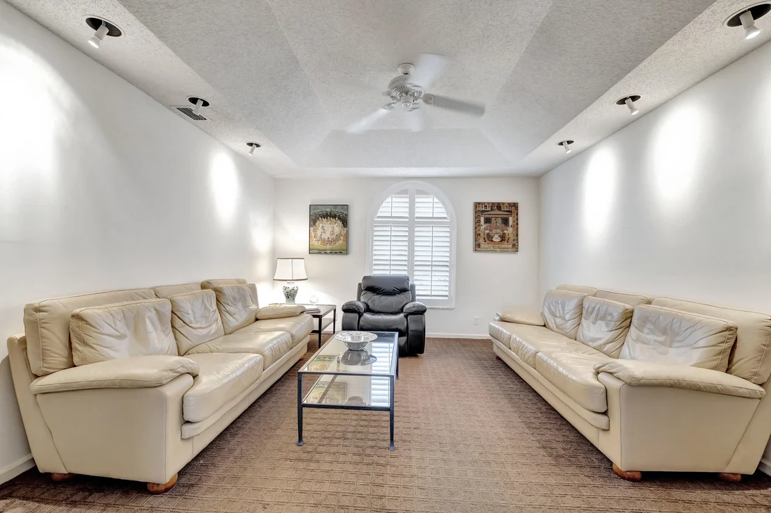 Photo of 10134 Canoe Brook Circle