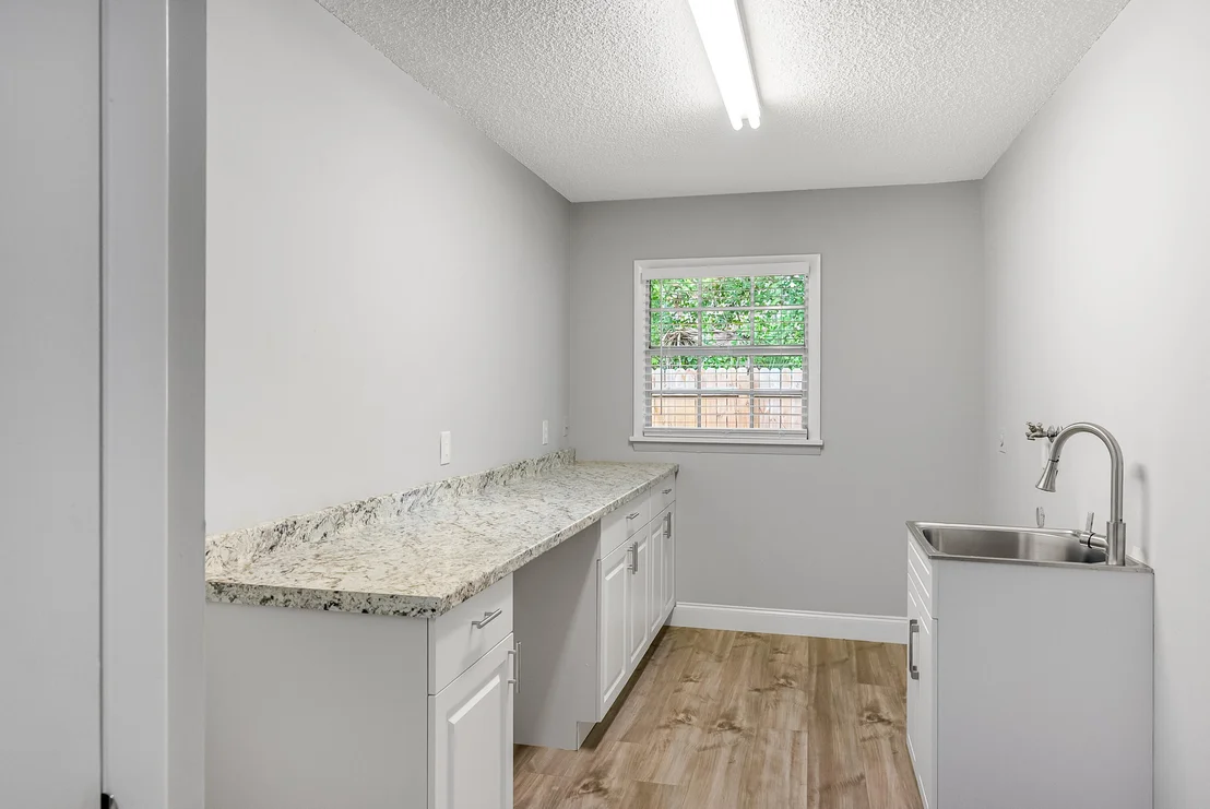 Photo of 7202 Arthurs Road