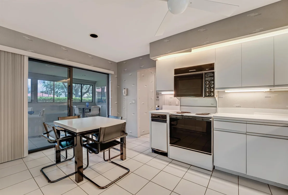 Photo of 14 Bristol Circle