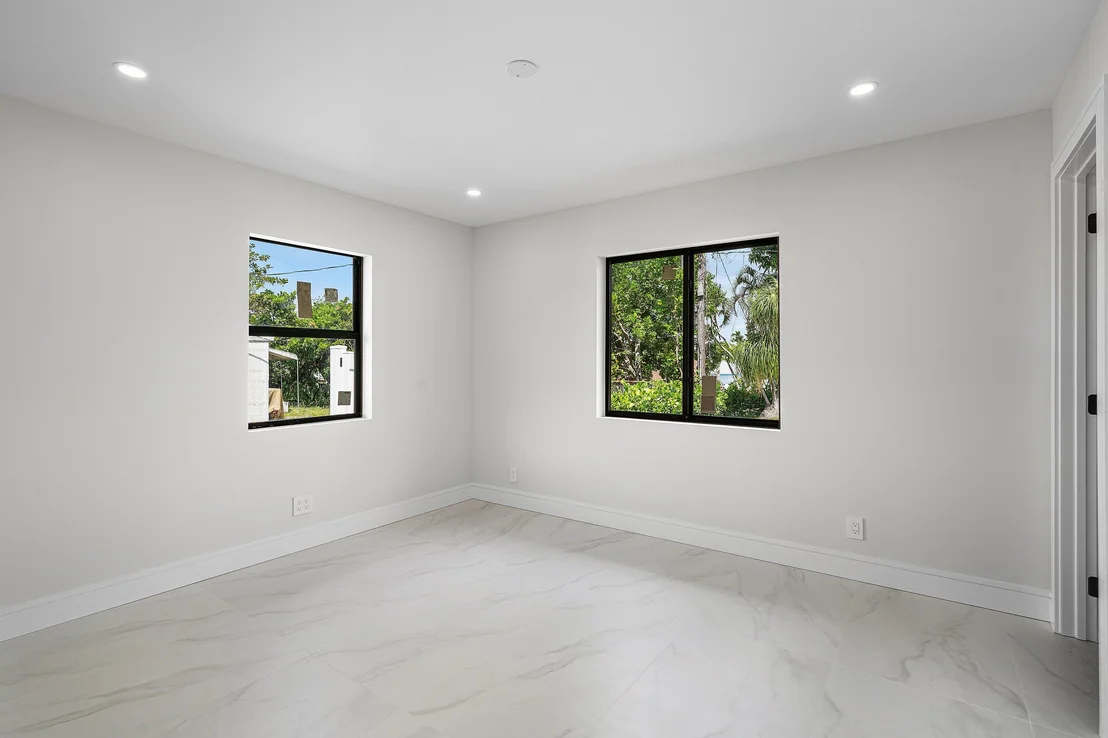 Photo of 707 Sunset Drive
