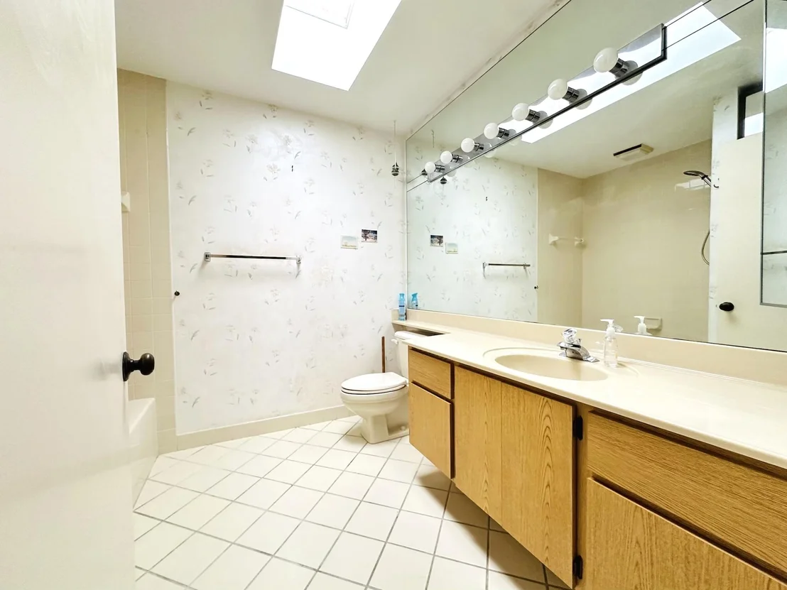 Photo of 129 Harbourside Circle
