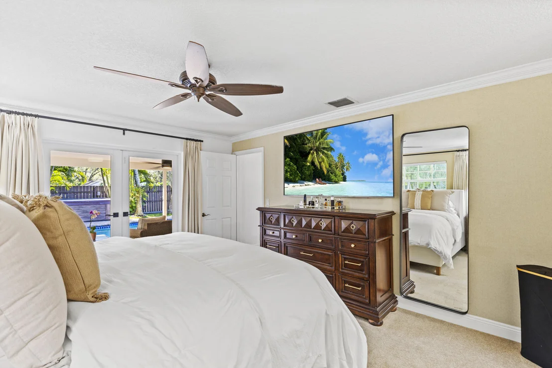 Photo of 3544 Lakeview Drive