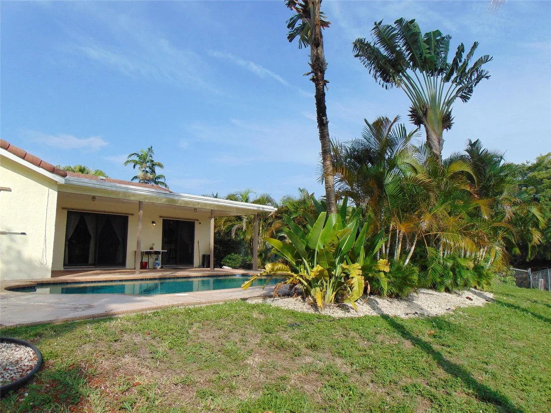 Photo of 595 E River Drive