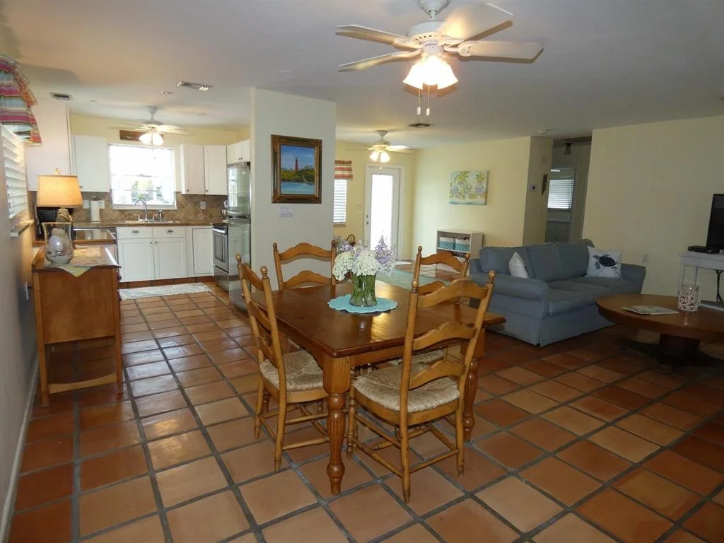 Photo of 12 Windsor Road W