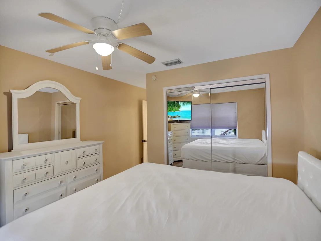 Photo of Unit 304 at 700 Pine Drive