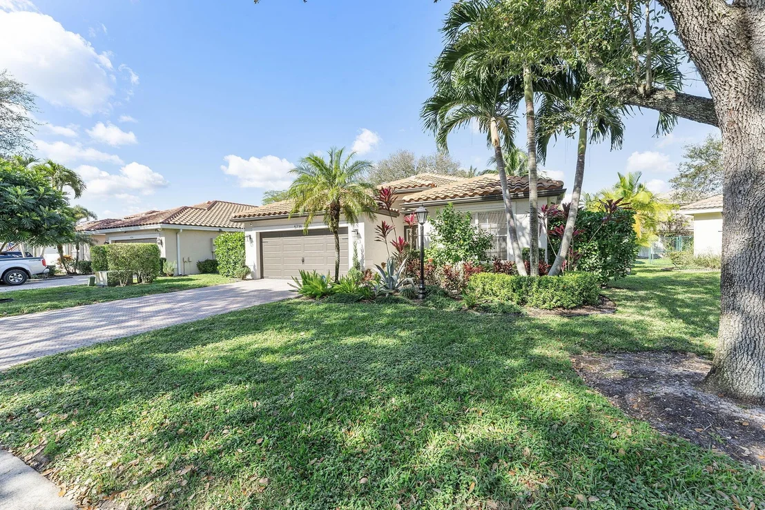 Photo of 5736 NW 48th Drive