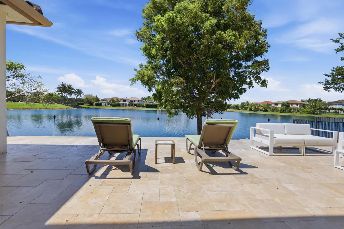 Photo of 10271 Peninsula Place