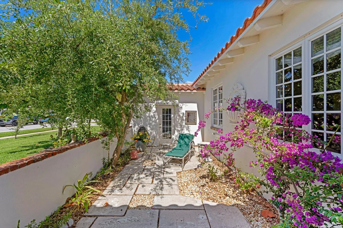 Photo of 112 Yale Drive