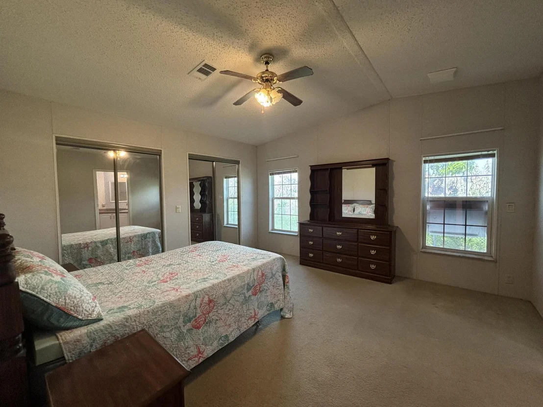 Photo of 1621 SW 35th Circle