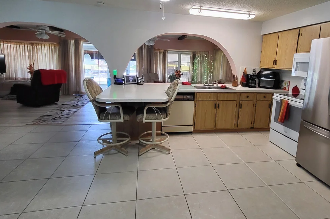 Photo of 2928 SE 27th Street