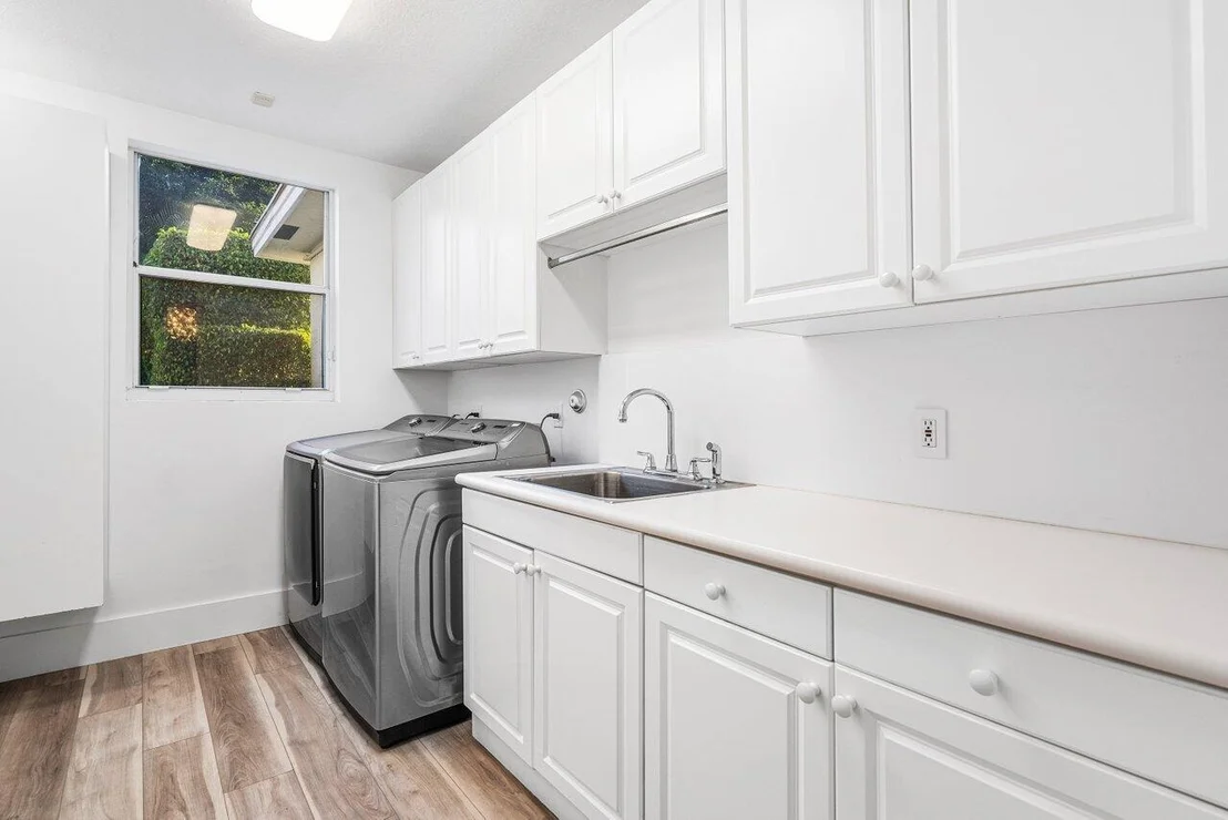 Photo of 4190 NW Briarcliff Circle