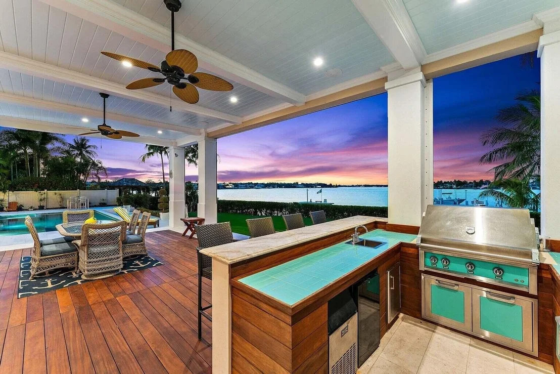 Photo of 5874 Pennock Point Road