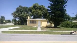 Photo of 2000 West Drive