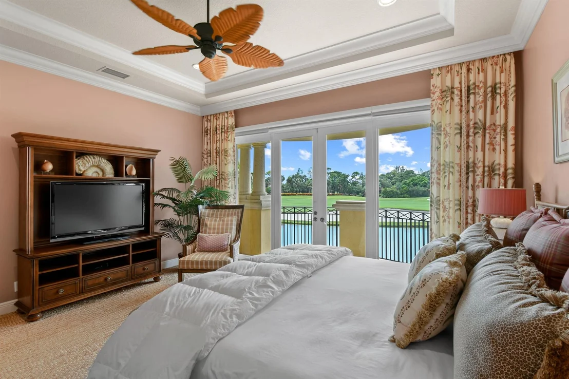 Photo of 615 Hermitage Circle