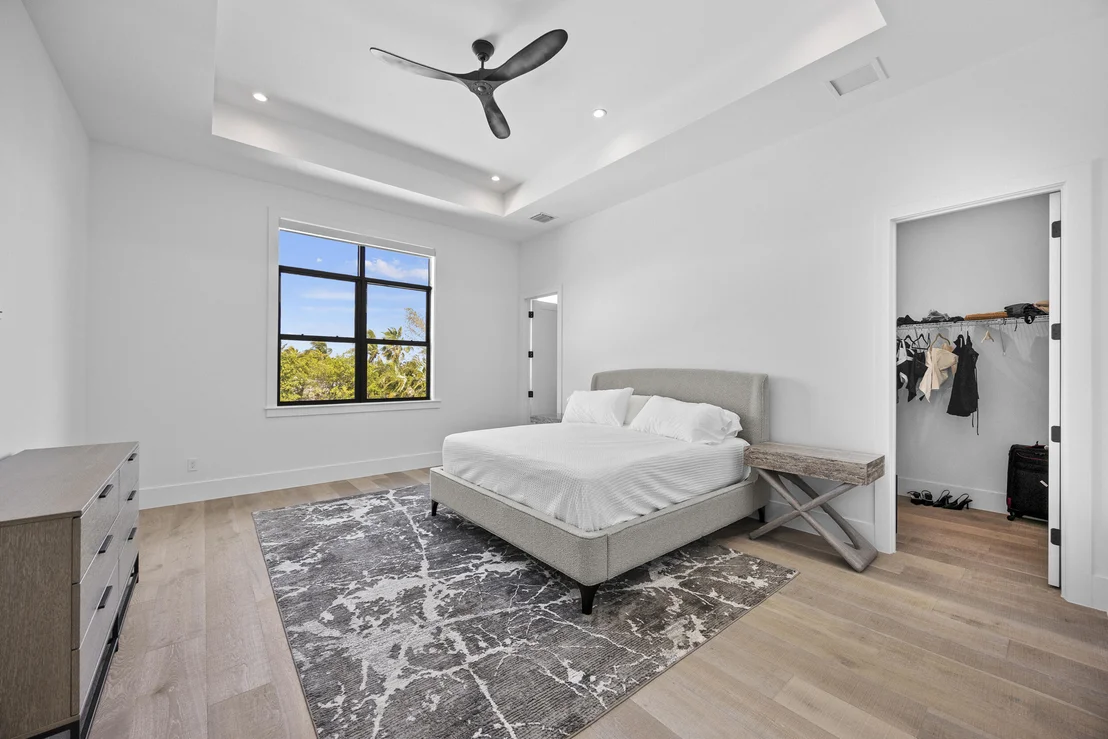 Photo of 736 Lagoon Drive