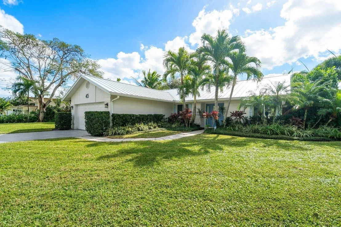 Photo of 415 Enfield Road
