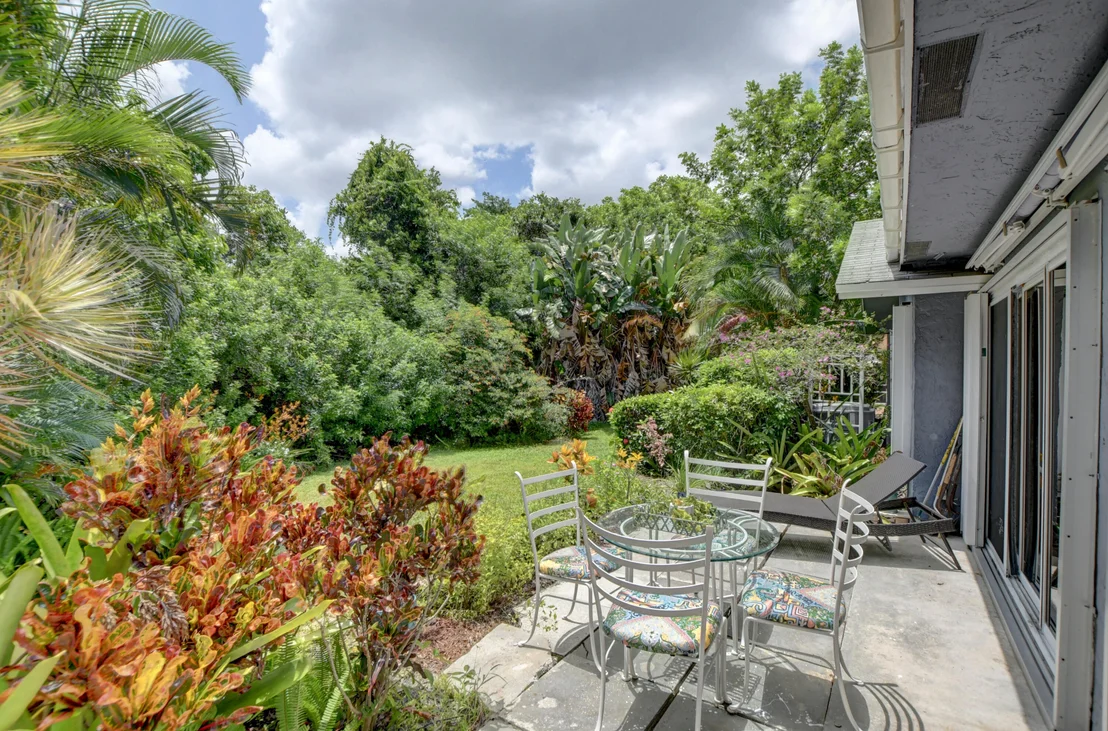 Photo of 299 Del Rio Boulevard