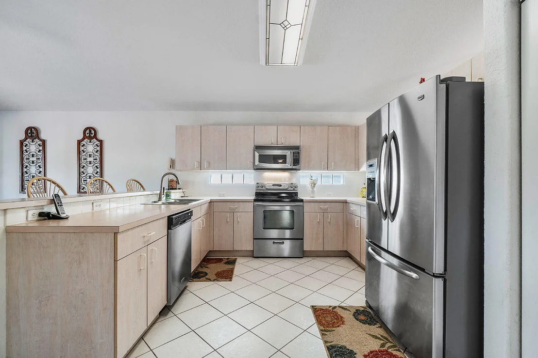 Photo of 8222 White Rock Circle