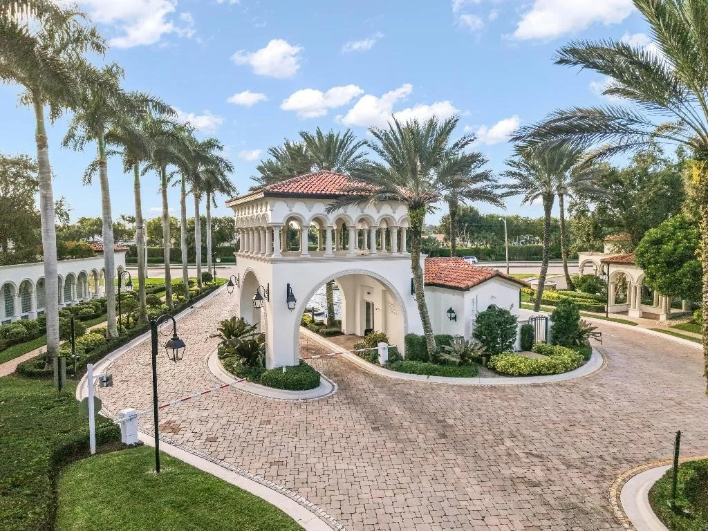 Photo of 17384 Vistancia Circle