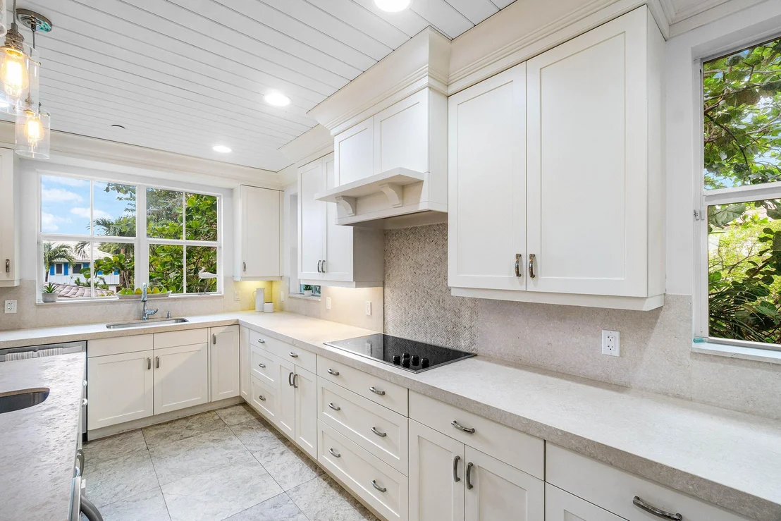 Photo of 1108 Coconut Row