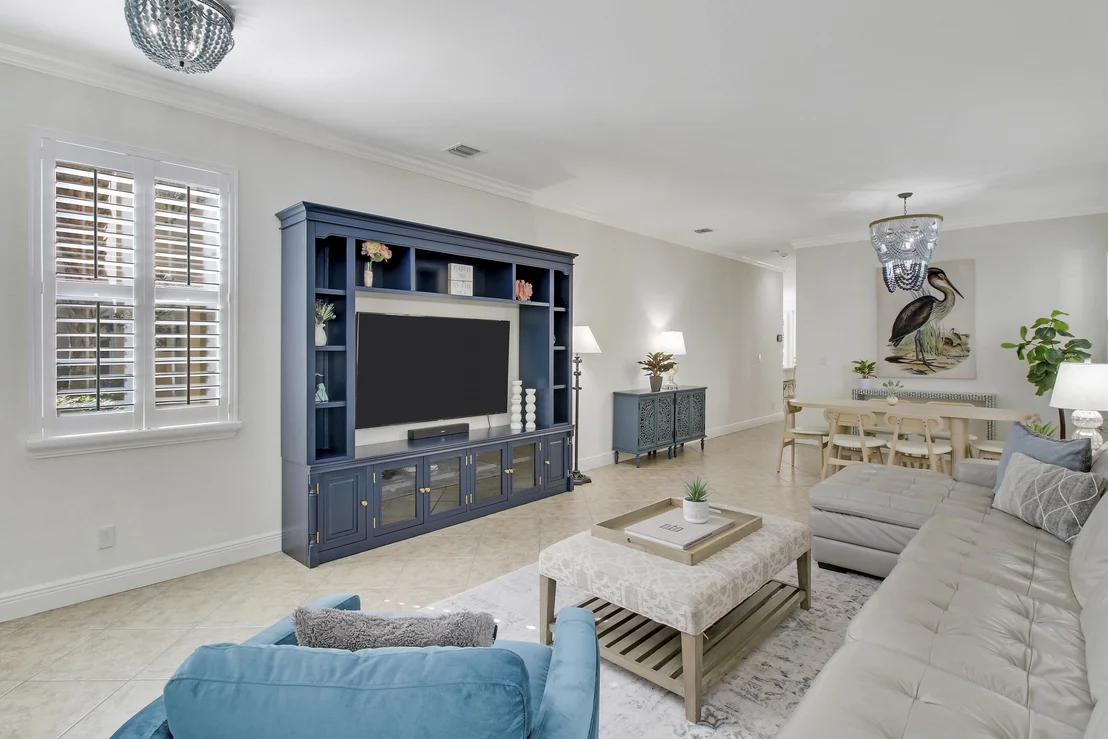 Photo of 136 Ashford Avenue