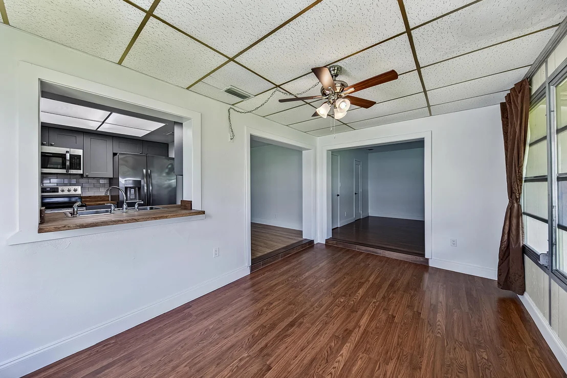 Photo of 2521 N Cypress Road