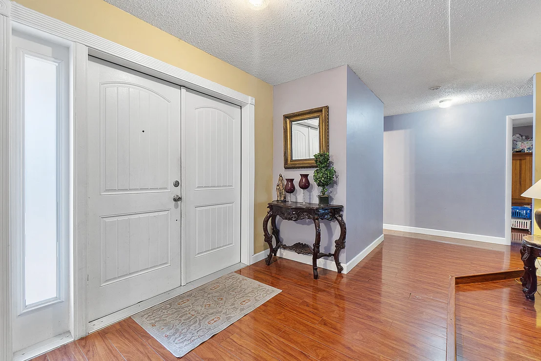 Photo of 6972 NW 8th Street
