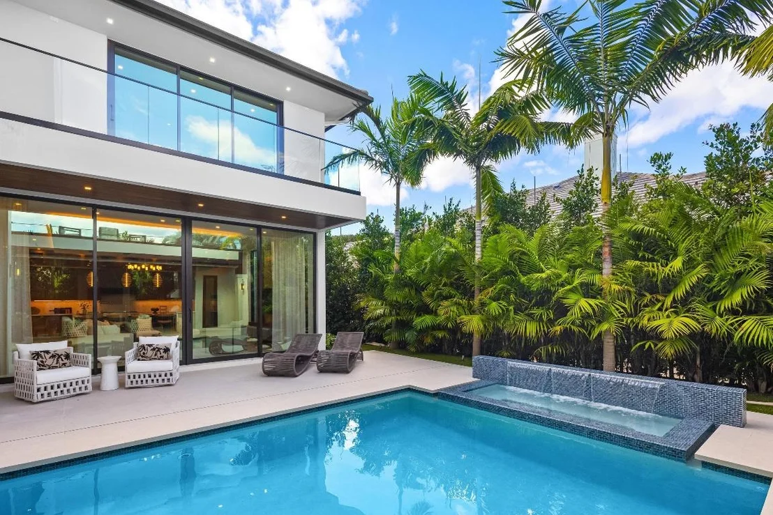 Photo of 2498 Queen Palm Road