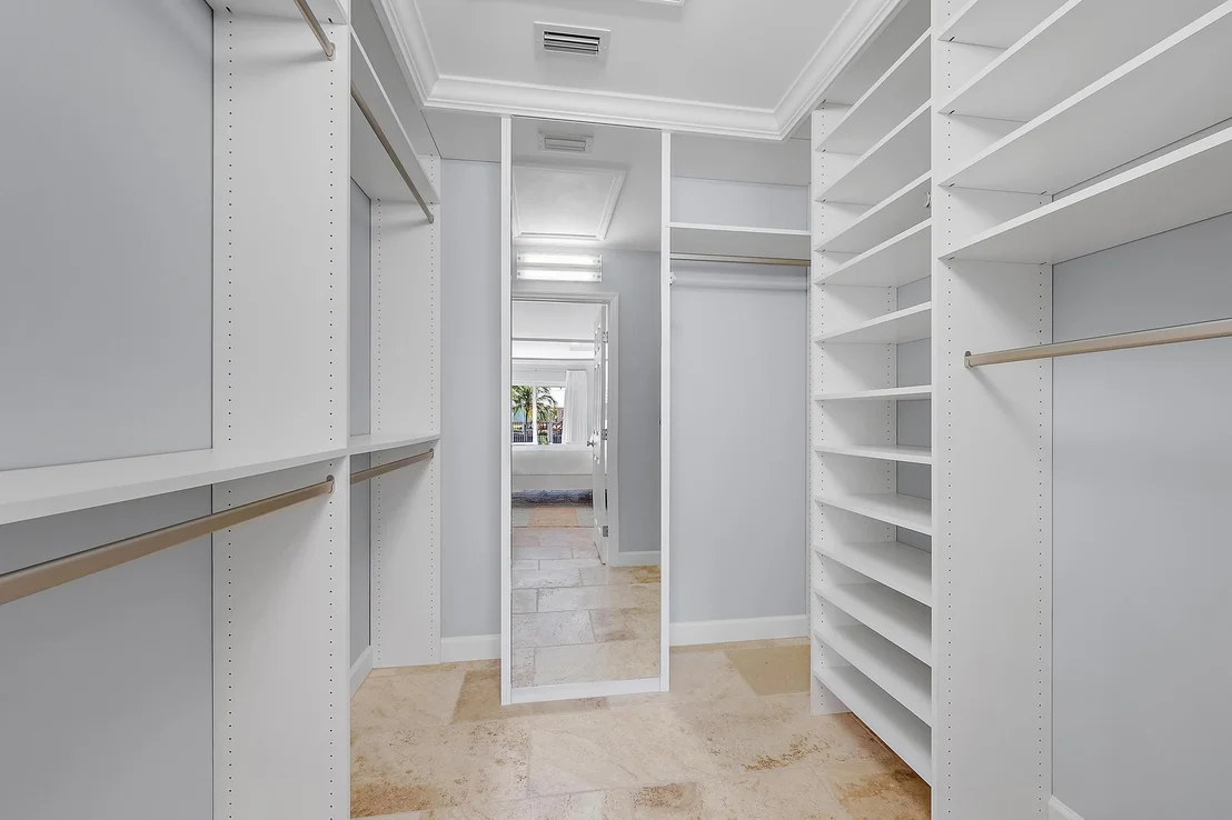 Photo of 1051 Gulfstream Way