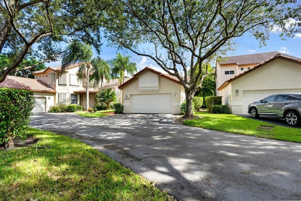 Photo of 23443 Water Circle