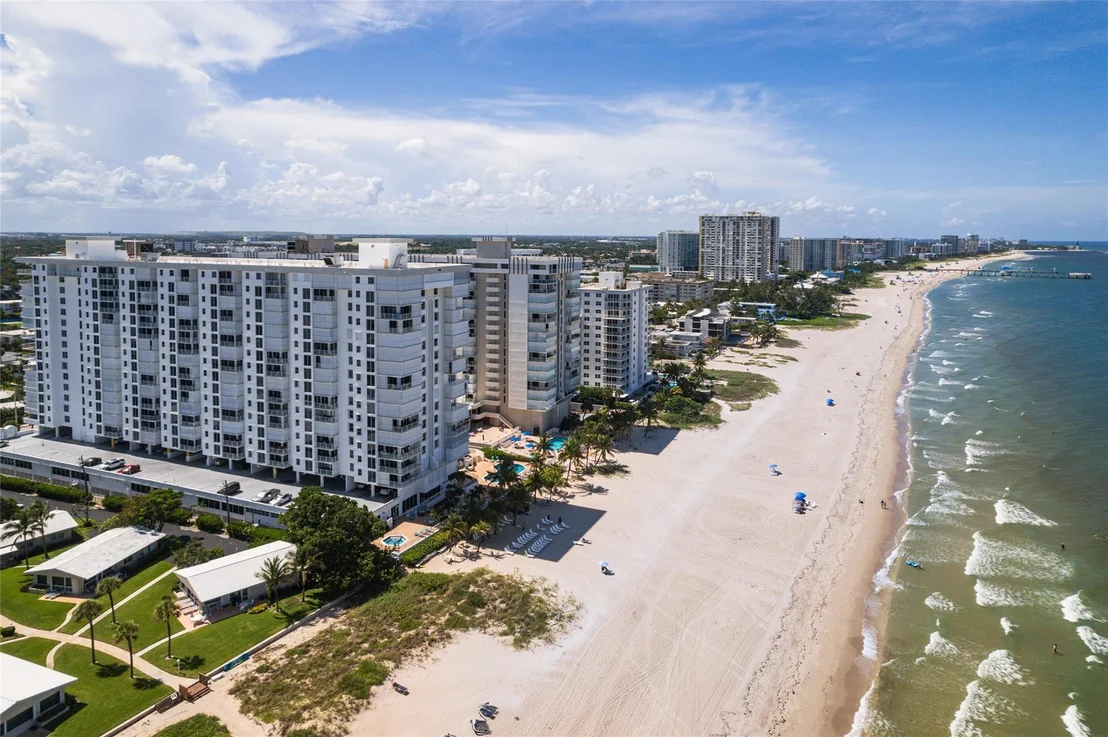 Photo of Unit 708 at 1010 S Ocean Boulevard