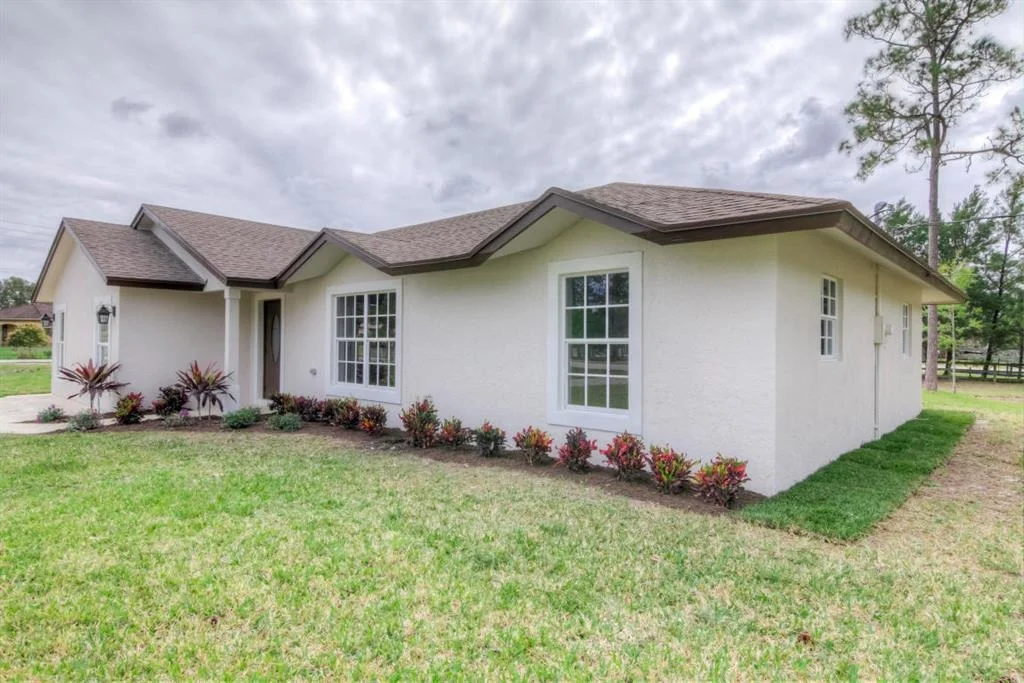 Photo of 17518 Tangerine Boulevard