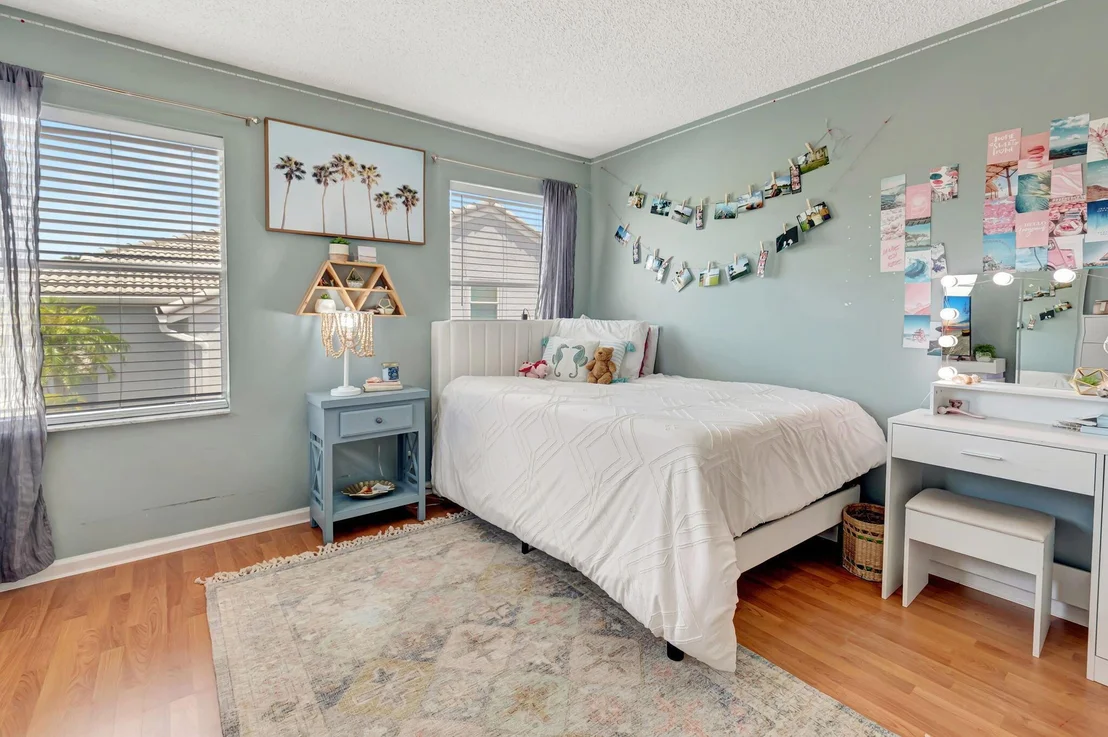 Photo of 8884 Spring Valley Drive