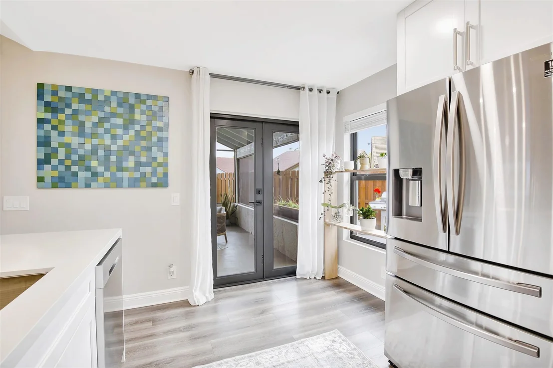 Photo of 2083 Augusta