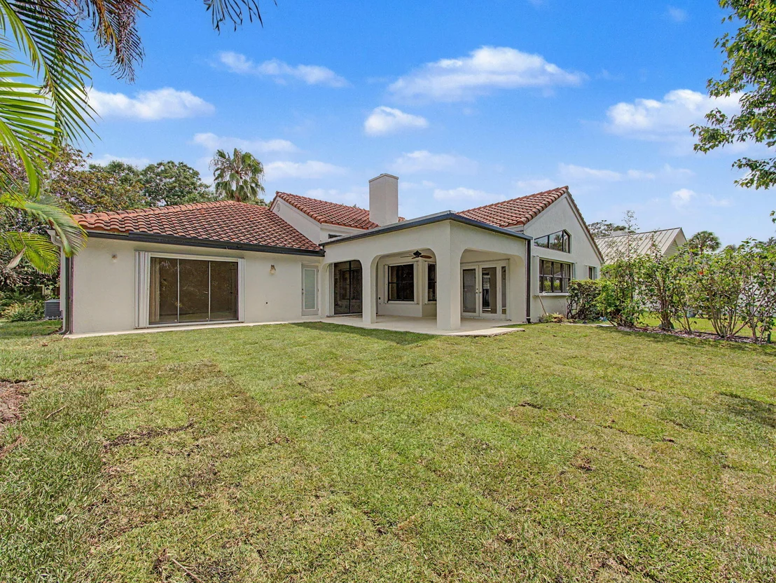 Photo of 6108 Winding Lake Drive