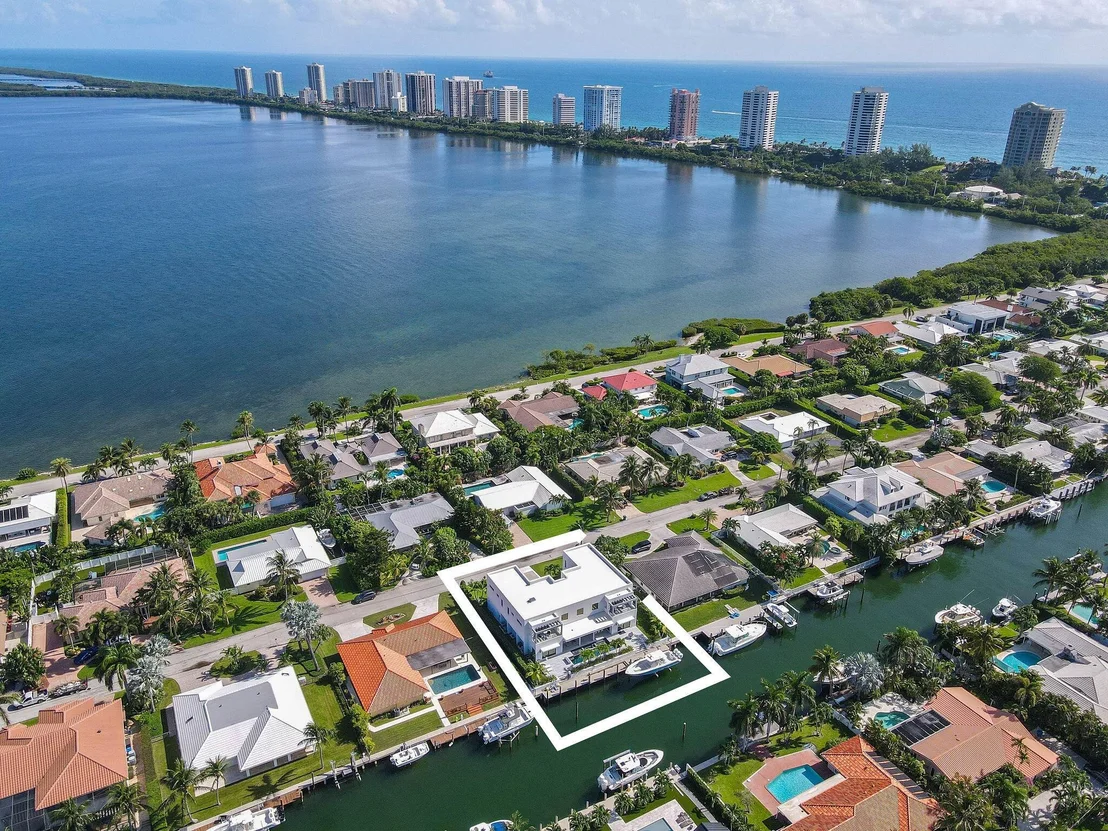 Photo of 1091 Gulfstream Way