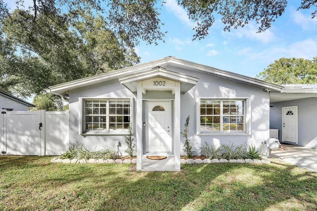 Photo of 1002 NW 7th Street