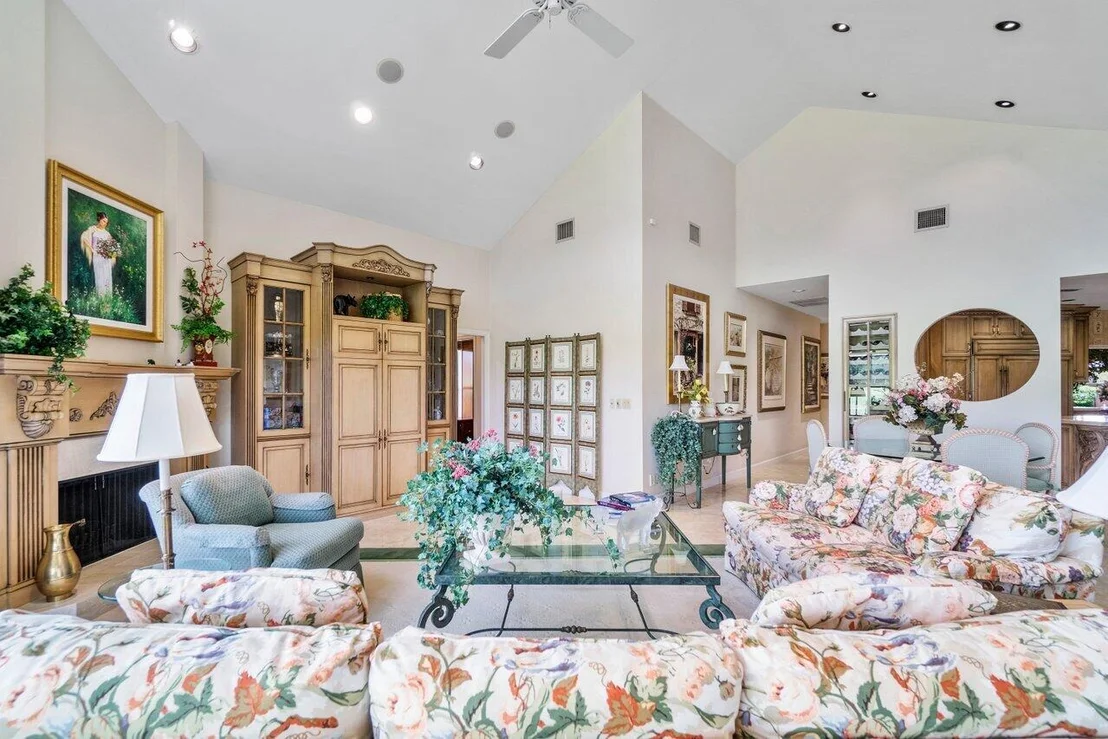 Photo of 7283 Mandarin Drive
