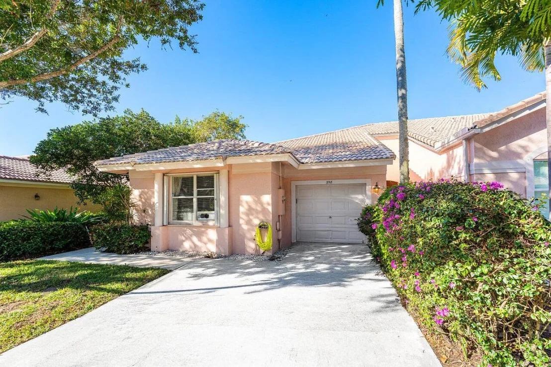 Photo of 258 Coral Trace Lane