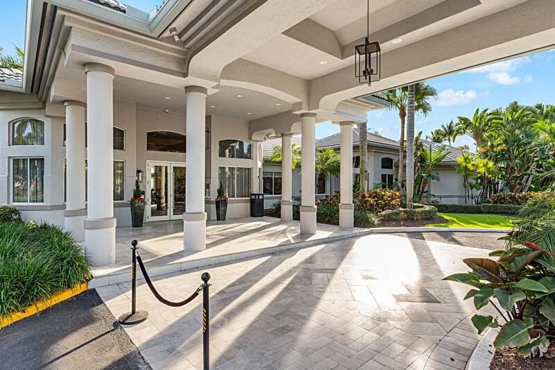 Photo of 10672 St. Thomas Drive