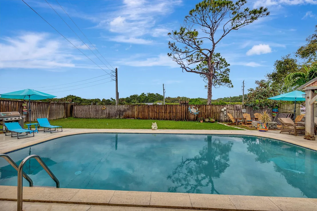 Photo of 7130 Thompson Road