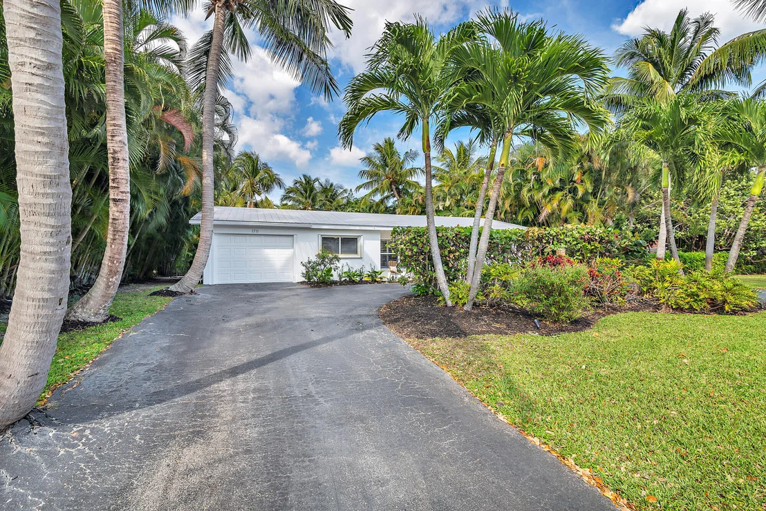 Photo of 1711 Gregory Road
