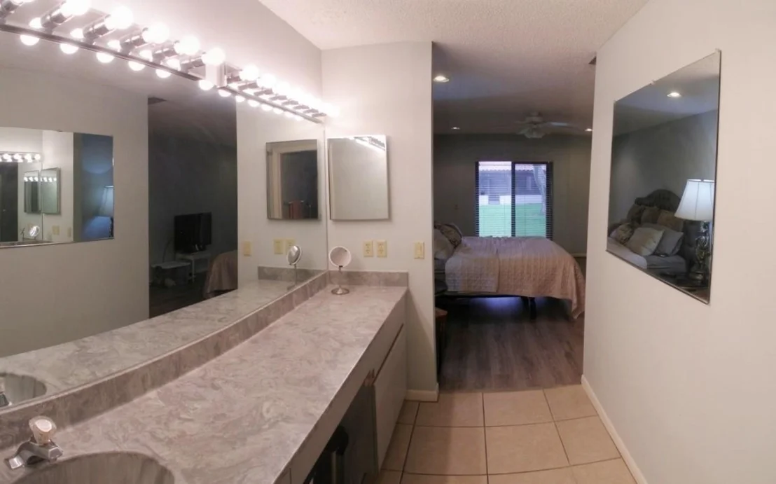 Photo of 2280 Columbia
