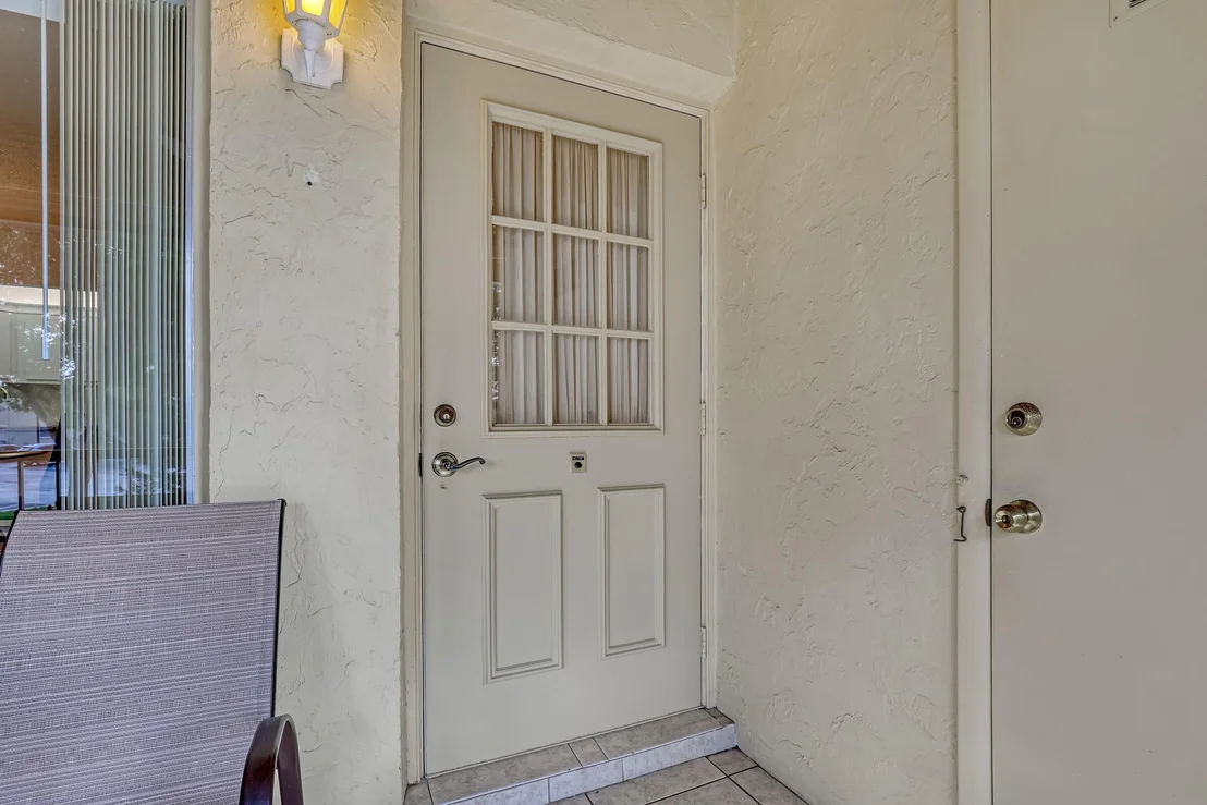 Photo of Unit D2 at 337 Pine Ridge Circle
