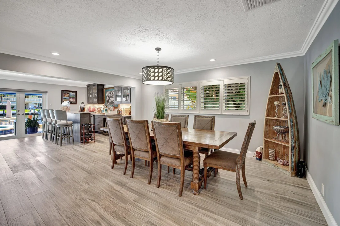 Photo of 330 SE 16th Avenue